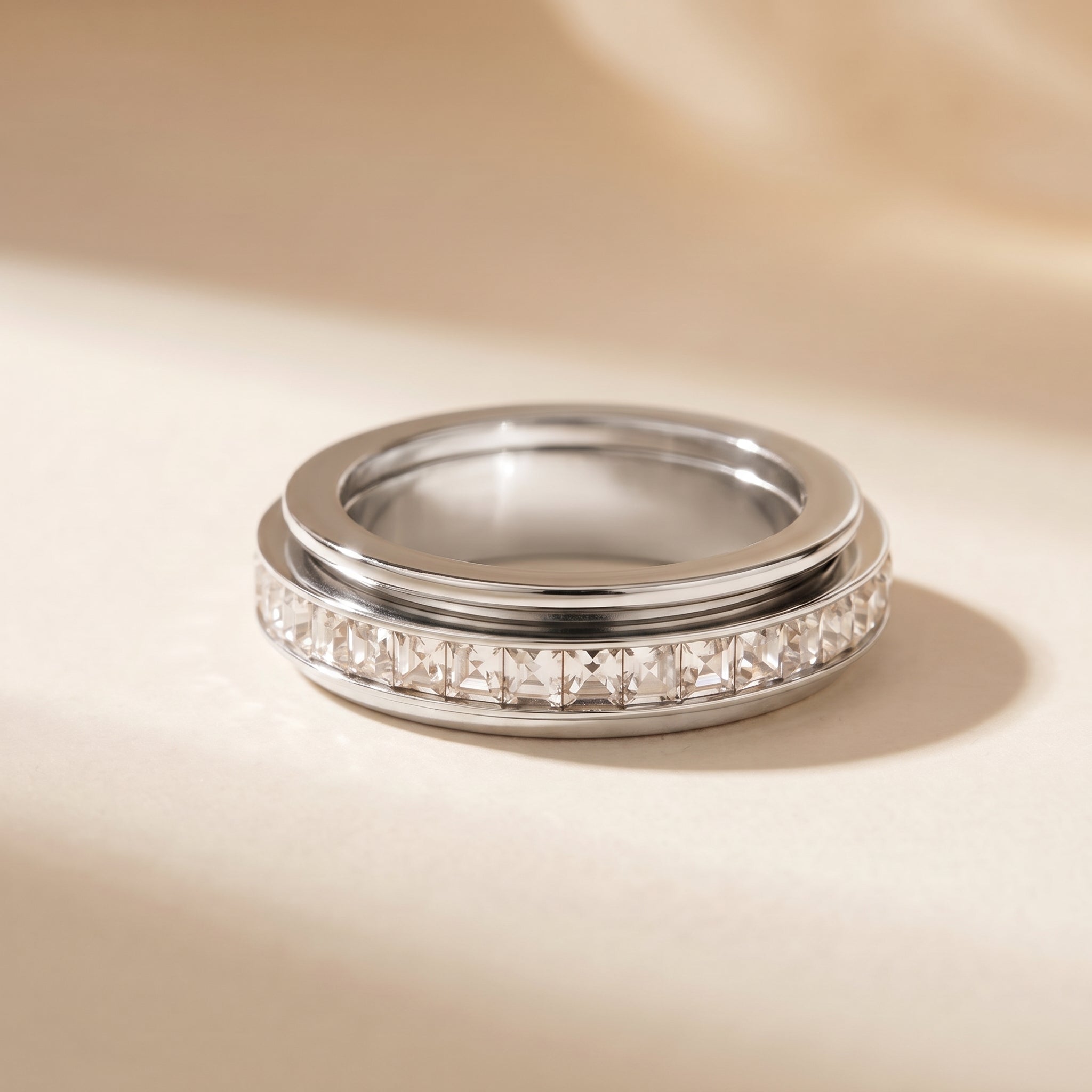 Crystal Halo Spinner Ring
