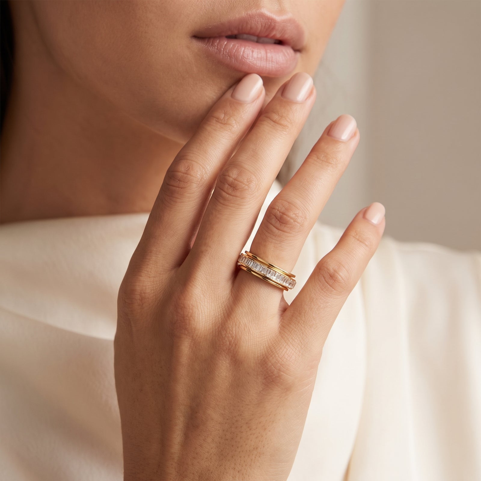 Crystal Halo Spinner Ring